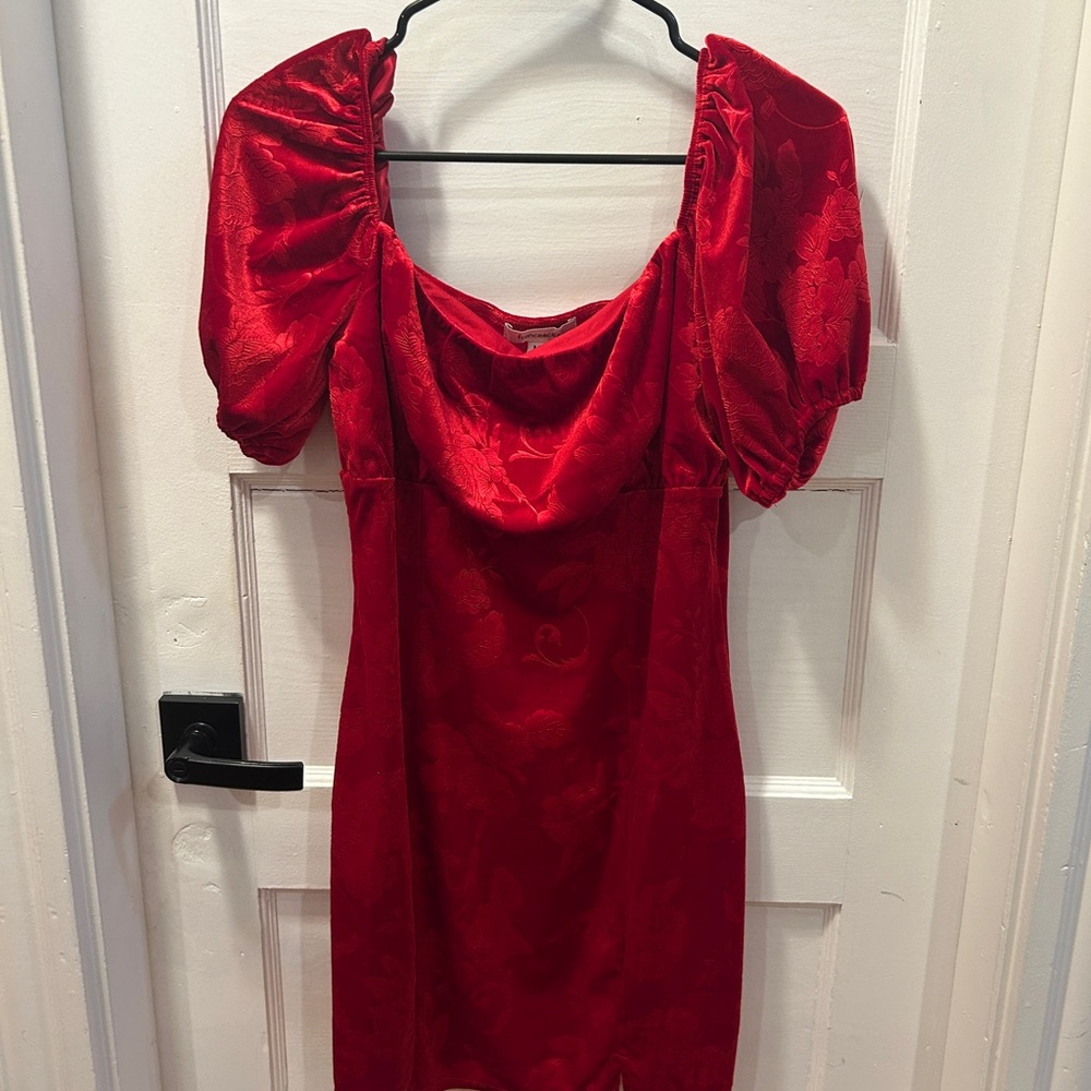 Elegant Red Puff Sleeve Dress